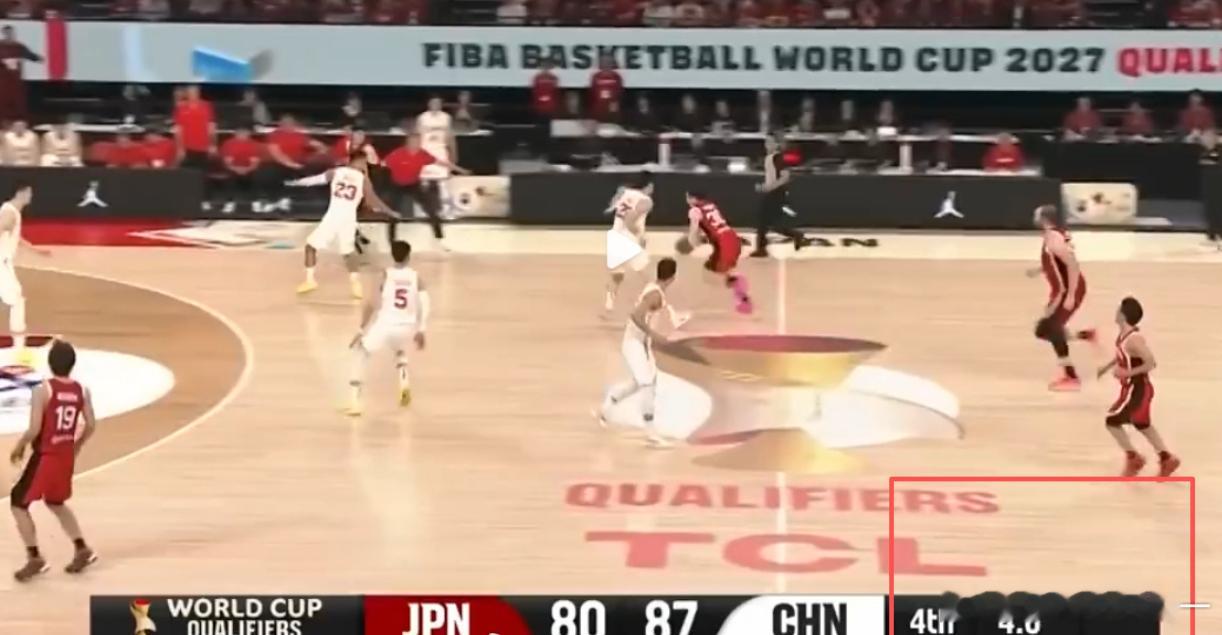 FIBA社媒称中国男篮偷走胜利不走表还吹黑哨！日本男篮主场哨太严重，中国男篮不容