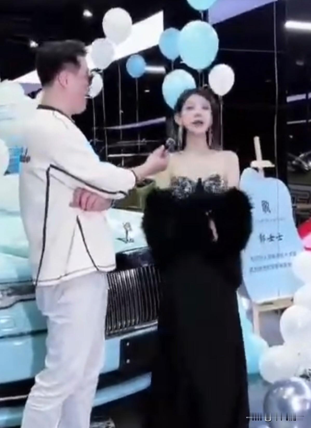 郭MM又被封号，这次估计是彻底凉凉了。作为一个屡有不良记录的人，能够不断挑战社会