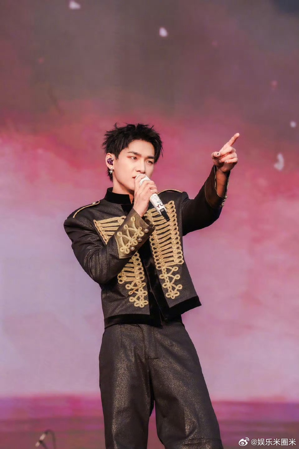 早知道姚琛这样我留着过年看了粉丝绞尽脑汁不如姚琛灵机一动 看完姚琛只想说太值了，