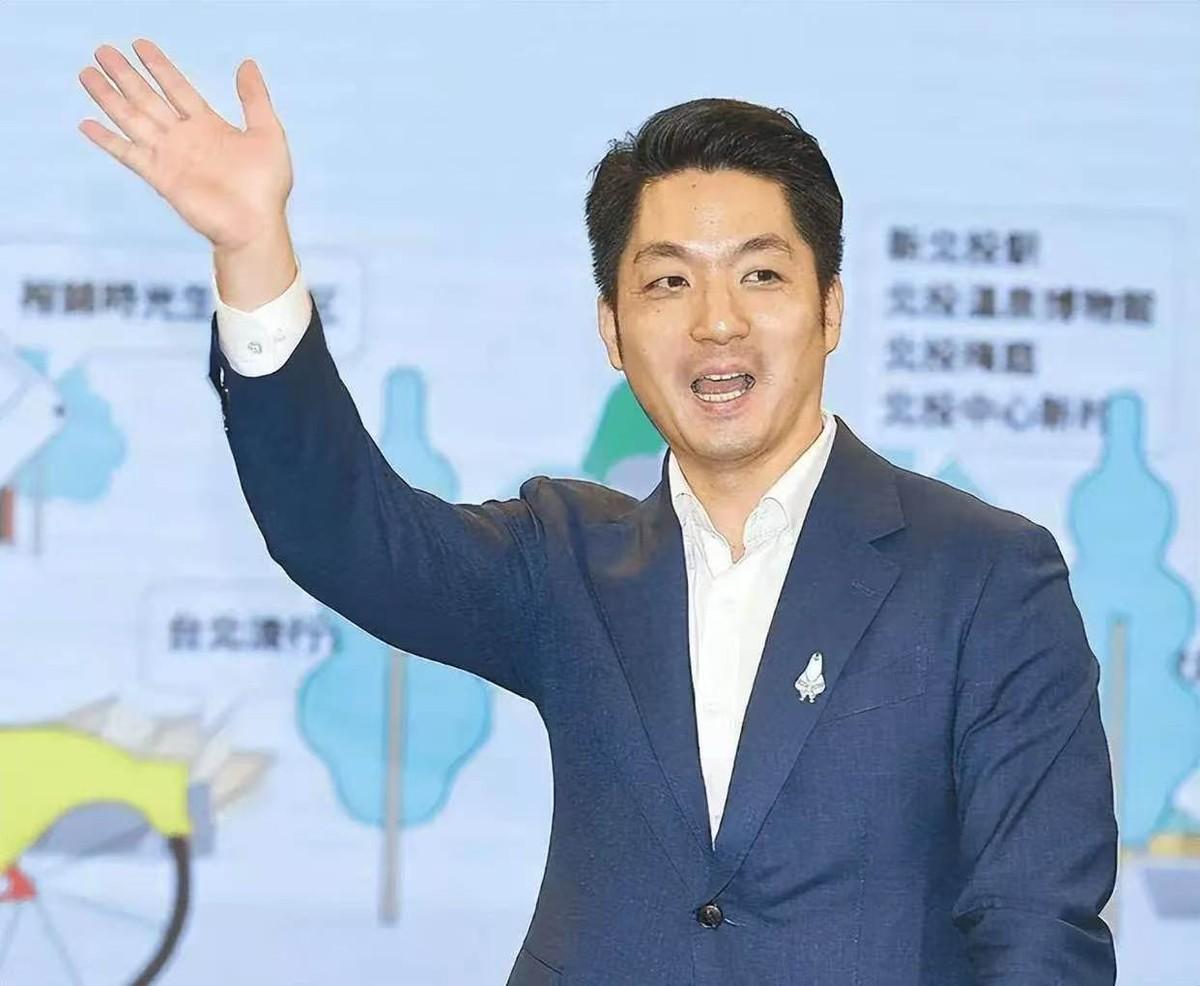 耐人寻味的回答！蒋万安身份表态背后，两组反差民调，撕开台湾政坛现实局面

蒋万安