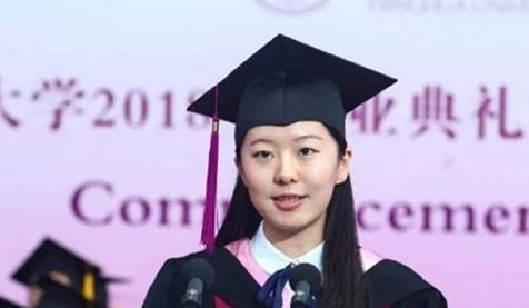 “我宁愿在美国住下水道，洗盘子，我也不会回中国”。谁也不会想到，说出这样话的，居