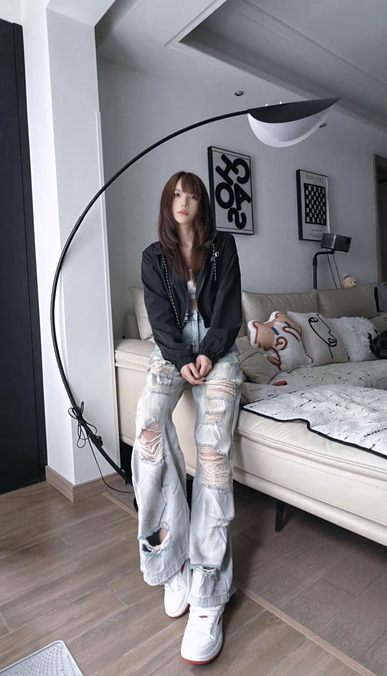 你那里最近下雨了吗。慵懒感look 辣妹穿搭 中性风穿搭