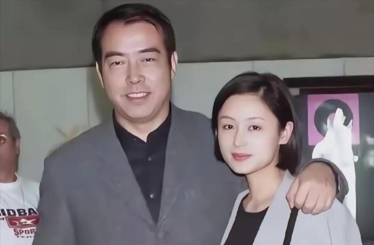 郎才女貌有了具象化，陈导真的有才，陈红真的漂亮，16岁的年龄差在才华和美貌下可以