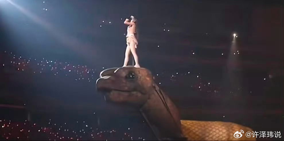 蔡依林演唱会被举报审美超前，理念超前，你们能接受这种风格么