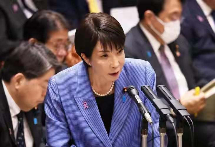 日方抗议24小时后，中国反制加码！055万吨大驱亮剑，日本彻底慌了
 
日本刚就