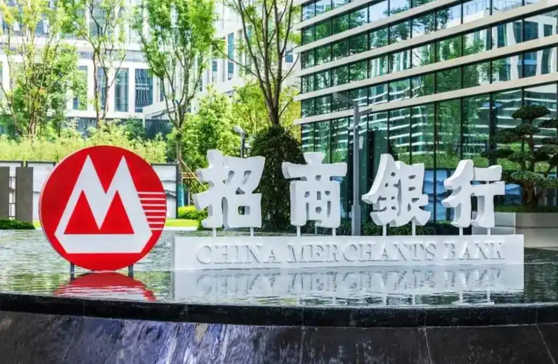 在如今这个快节奏、处处充满利益诱惑的金融市场里，招行理财经理展现出的这份责任心显