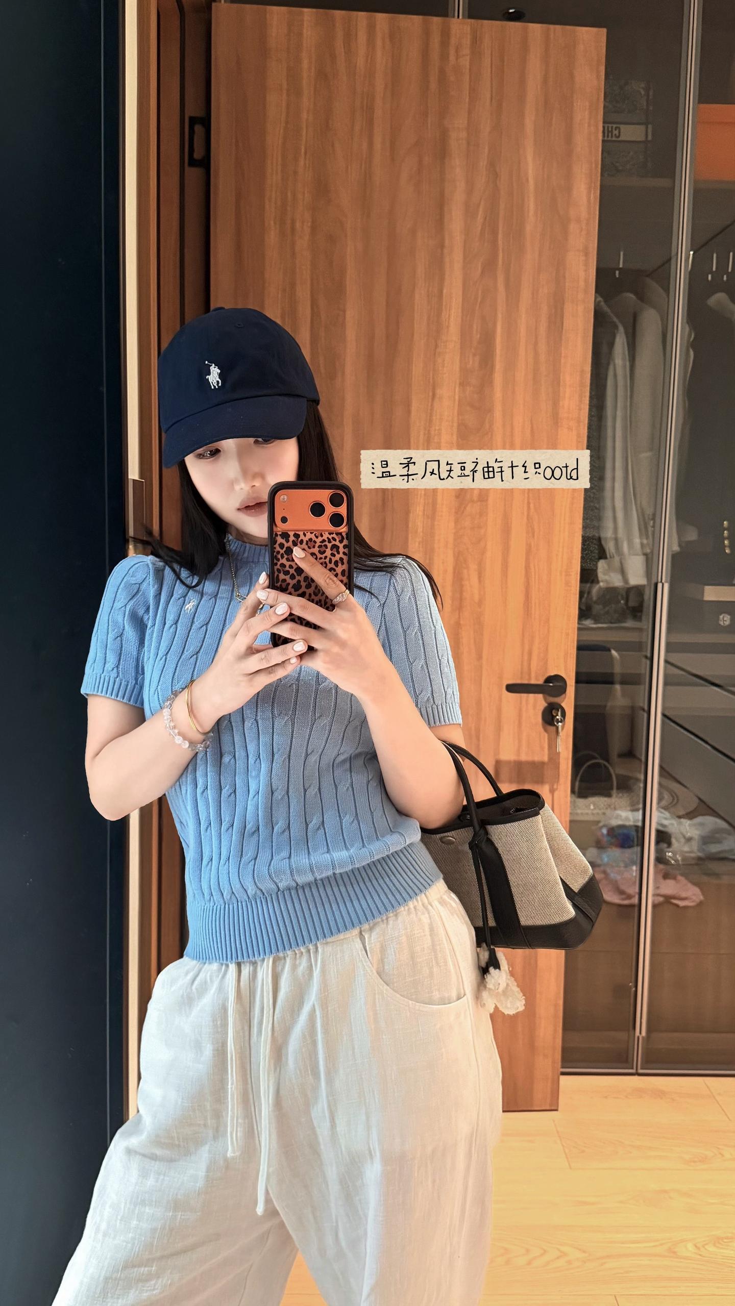 在很多人眼里 真诚和傻是一个意思。