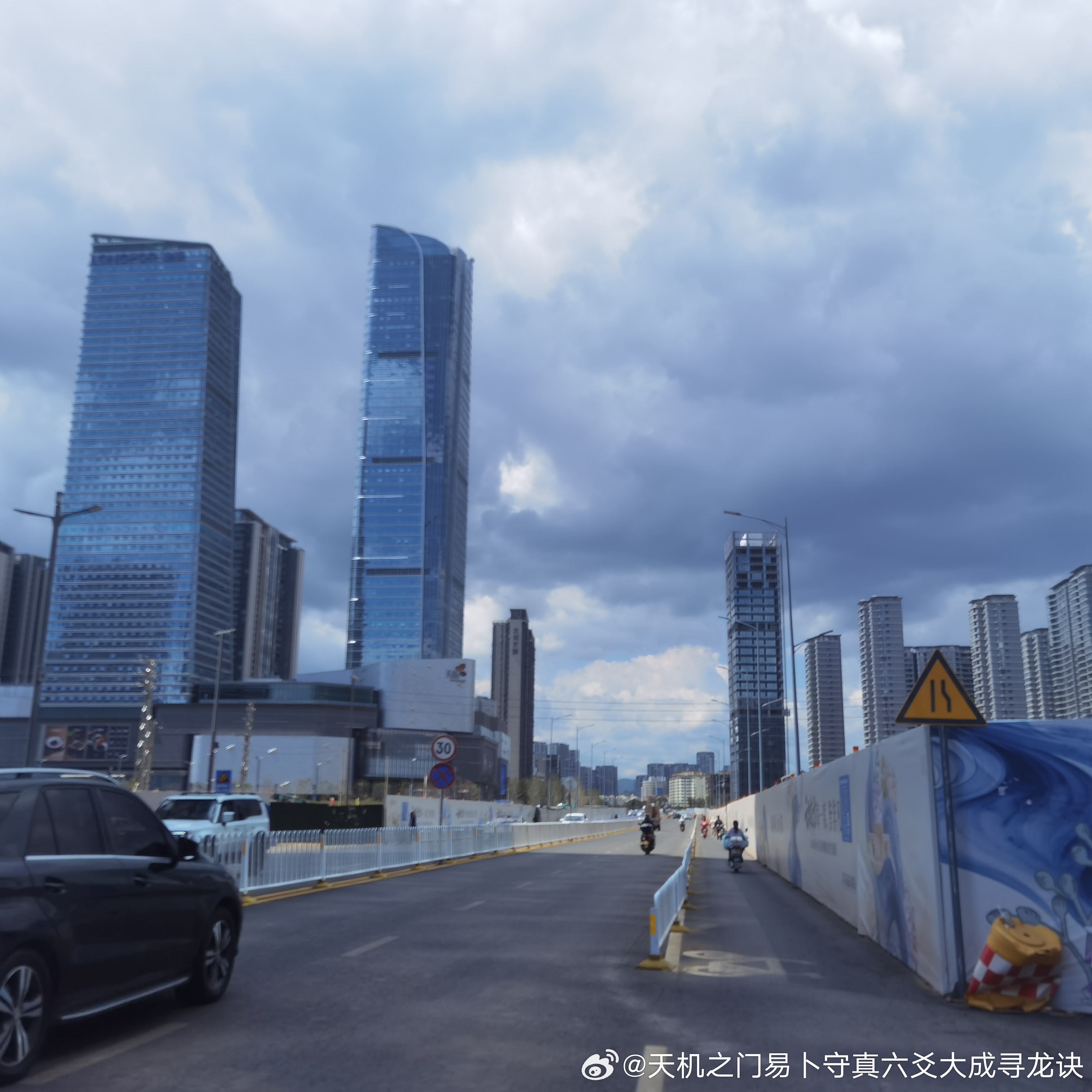 不方便跑线下，昆明哪里可以线上算命看风水？很多身在昆明或者外地的缘主，平时工作忙
