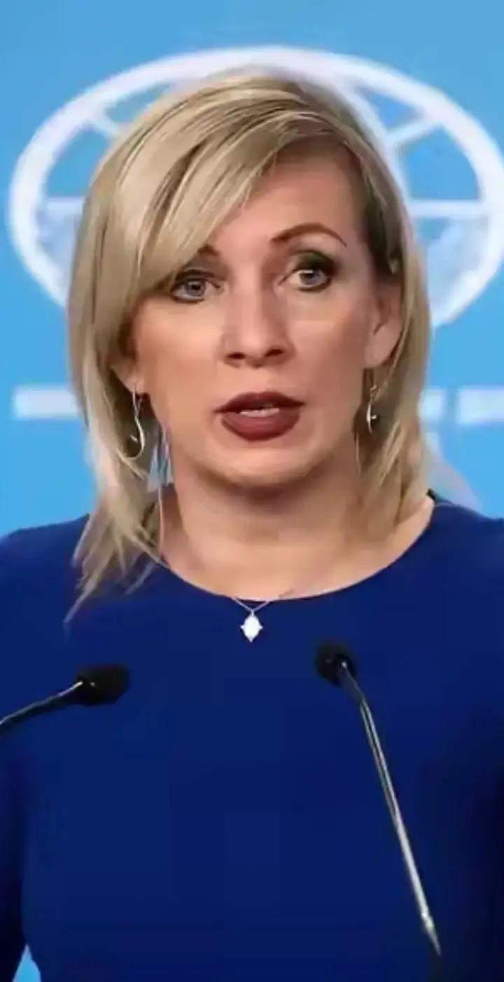 俄媒一句大实话，道破了国际博弈的残酷规则：

“你一再退让，他必然登鼻上脸。”