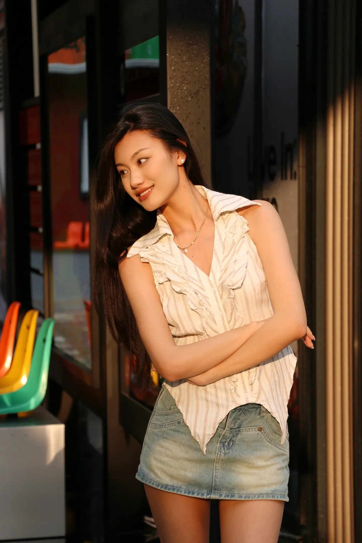 “我爱我自信向上的生命力”去年用陈老师的歌让我收获了很多姐妹的爱，也让我小“🔥”了一把，今年再来回忆一下，大家都还记得那组紫色毛衣吗～