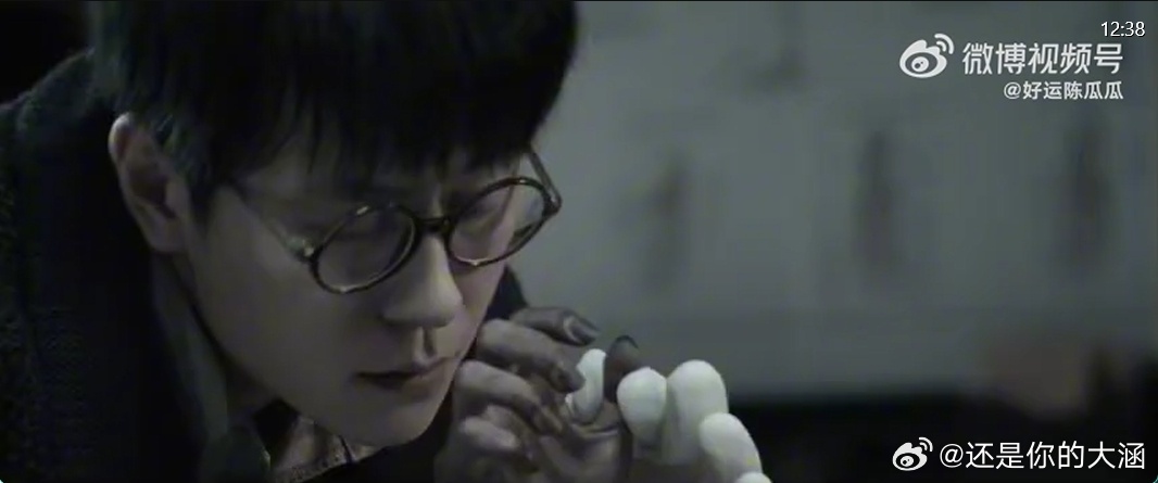 万茜秦俊杰新剧没有感情戏全是事业批 秦俊杰演的法医总跟尸体打交道，万茜演的女大佬