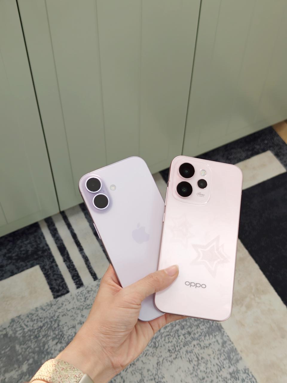 苹果和OPPO的颜色没有人不爱吧？


好离谱啊！感觉国产手机好卷有没有？

功