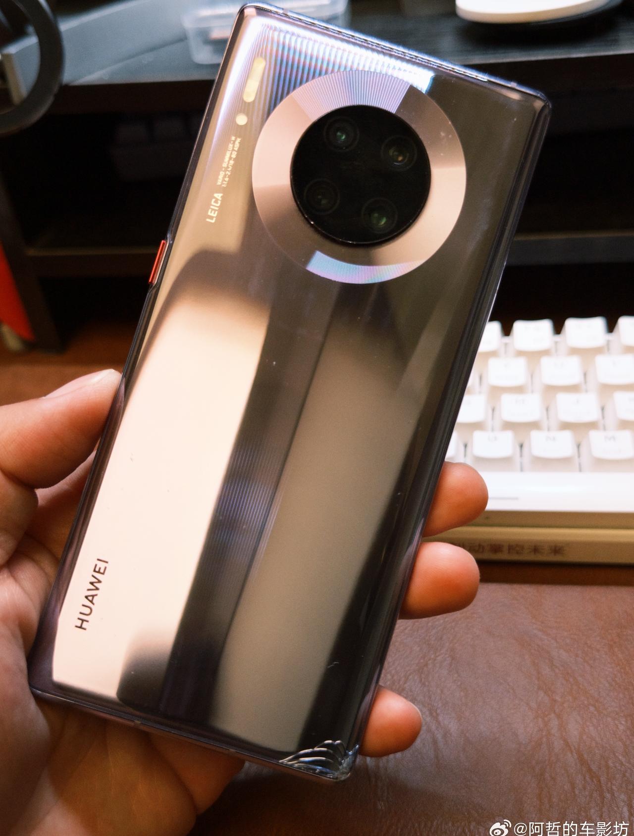 我是从iPhone X换到华为Mate20Pro
后来用了大半年吧
主力机就换回