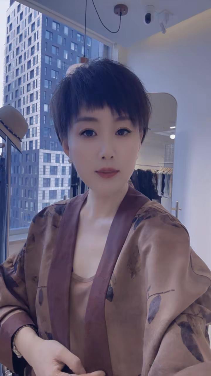 短发控 穿出自己的个性