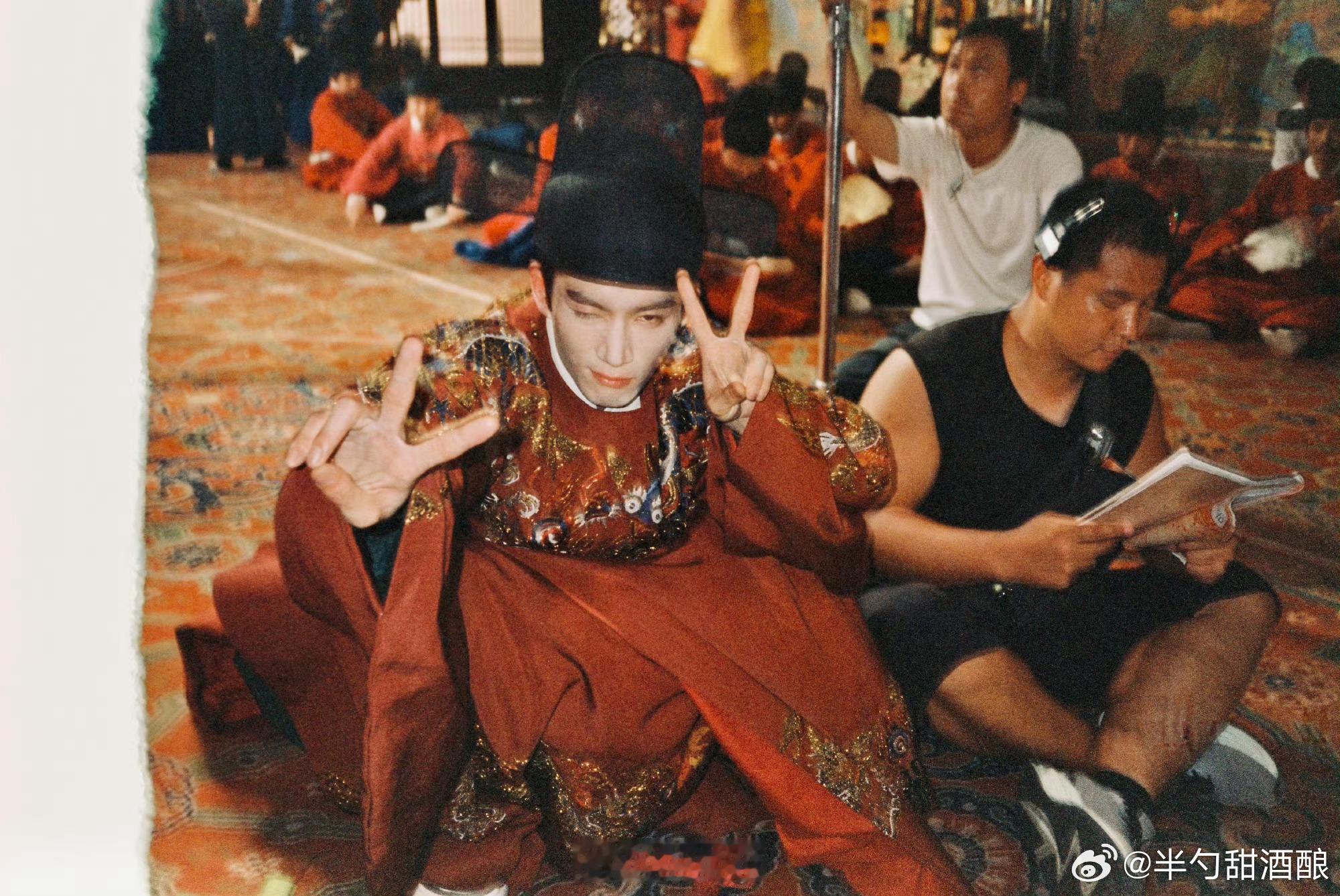 必须是王星越呀 