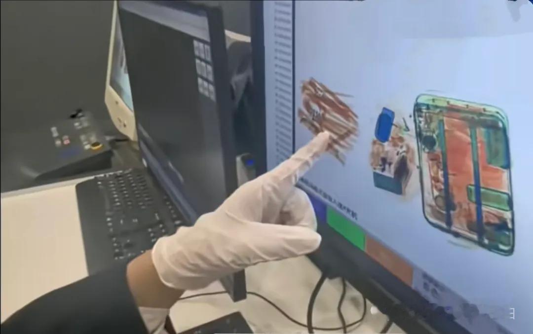 移交了！山东济南，一进境男子的行李引起海关注意，机检显示，里面有不少长条状木质物