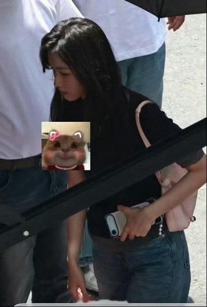 陈都灵冬风吹又生首个路透陈都灵冬风吹又生余九琪妆造 天惹天惹，谁懂陈都灵在电视剧