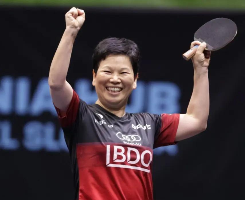 倪奶奶厉害了！打出首个11：0！萨格勒布挑战赛资格赛，卢森堡63岁的老将倪夏莲战