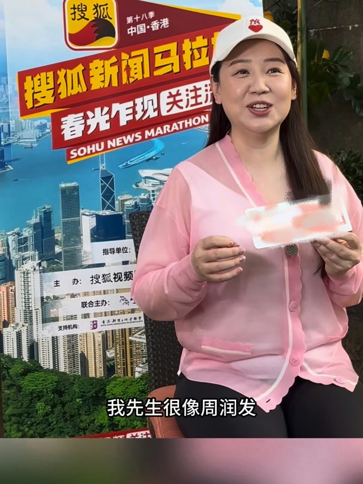 关凌老公被说像周润发关凌夫妻被说像林志玲周润发谁看了不说一句年轻时太有发哥风范！