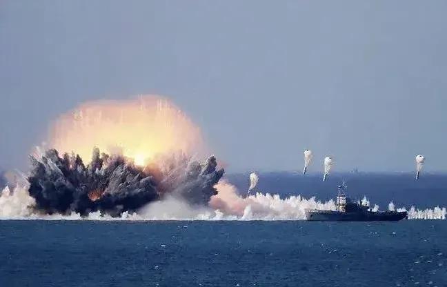 美国真是记吃不记打啊！历史又给美国重演了一遍！不过这次是俄罗斯！

打蒋舰不打美