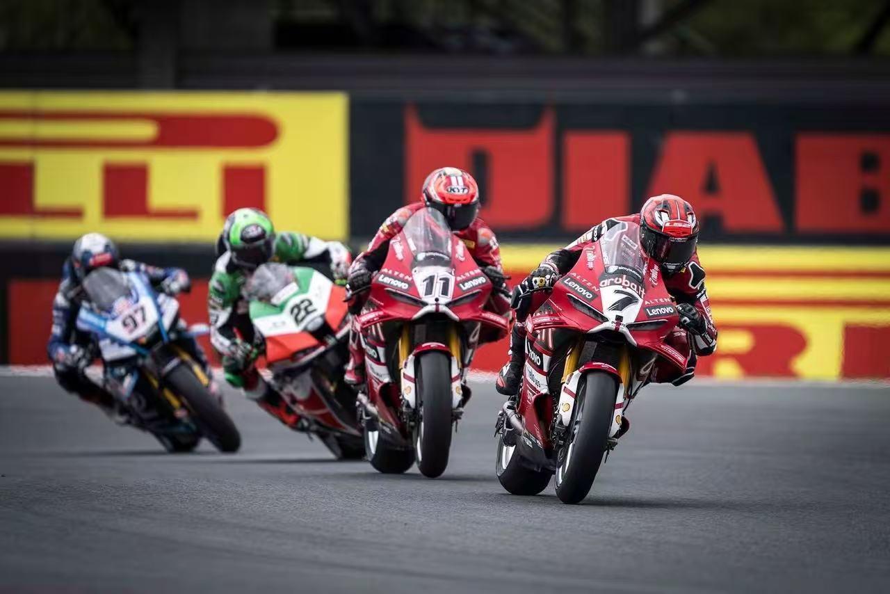 WSBK法国站前瞻：别急着给Bulega开香槟，马尼库尔专治"数学夺冠"
133