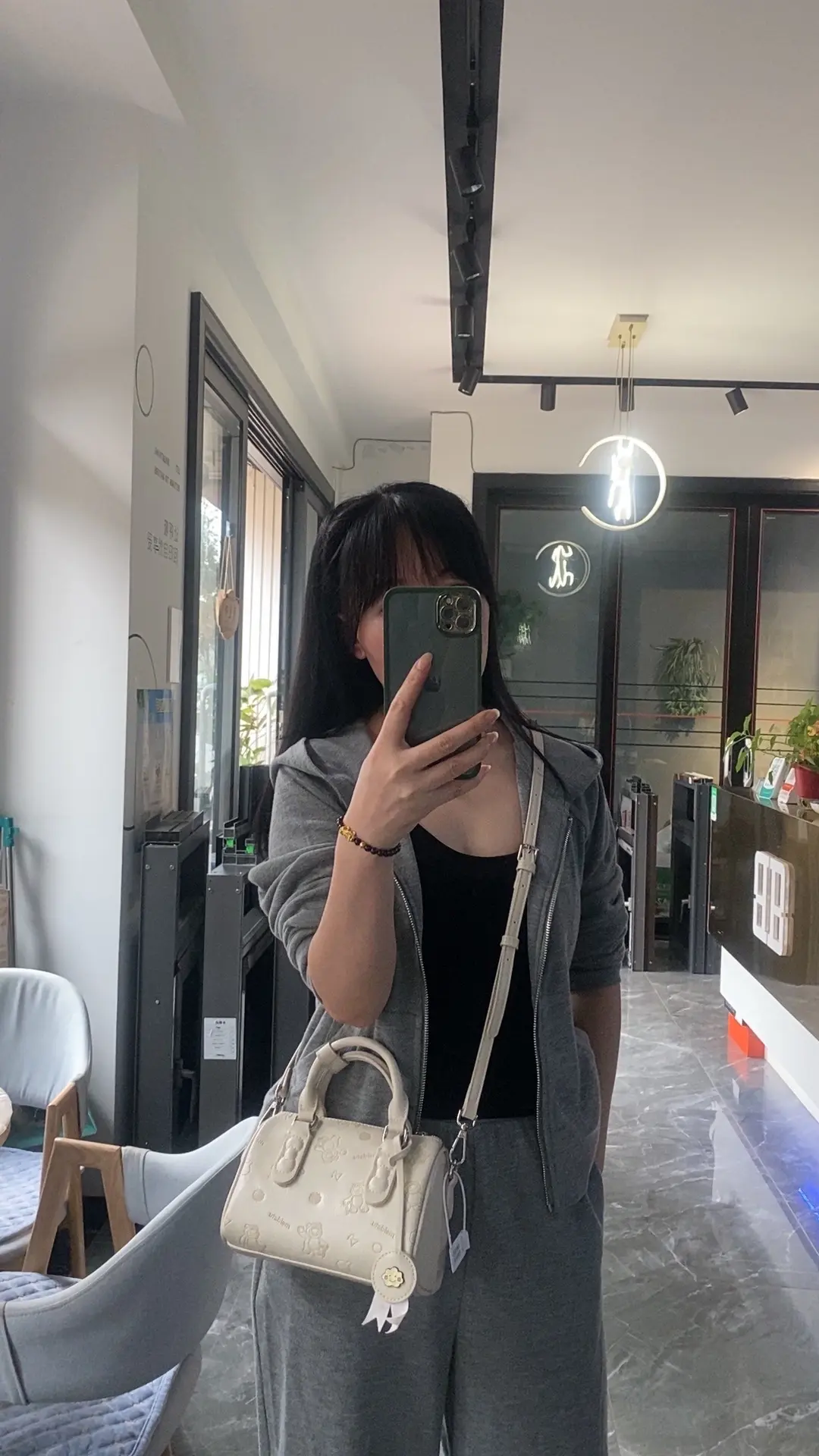 今天刚到的套装和包包，对小个子很友好，你们觉得怎么样？