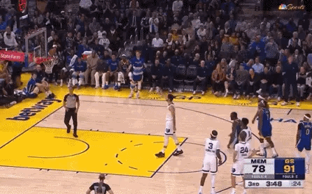 如果我是追梦格林的对手，我都忍不住想打他，太能犯贱了。[允悲]灰熊vs勇士新赛季