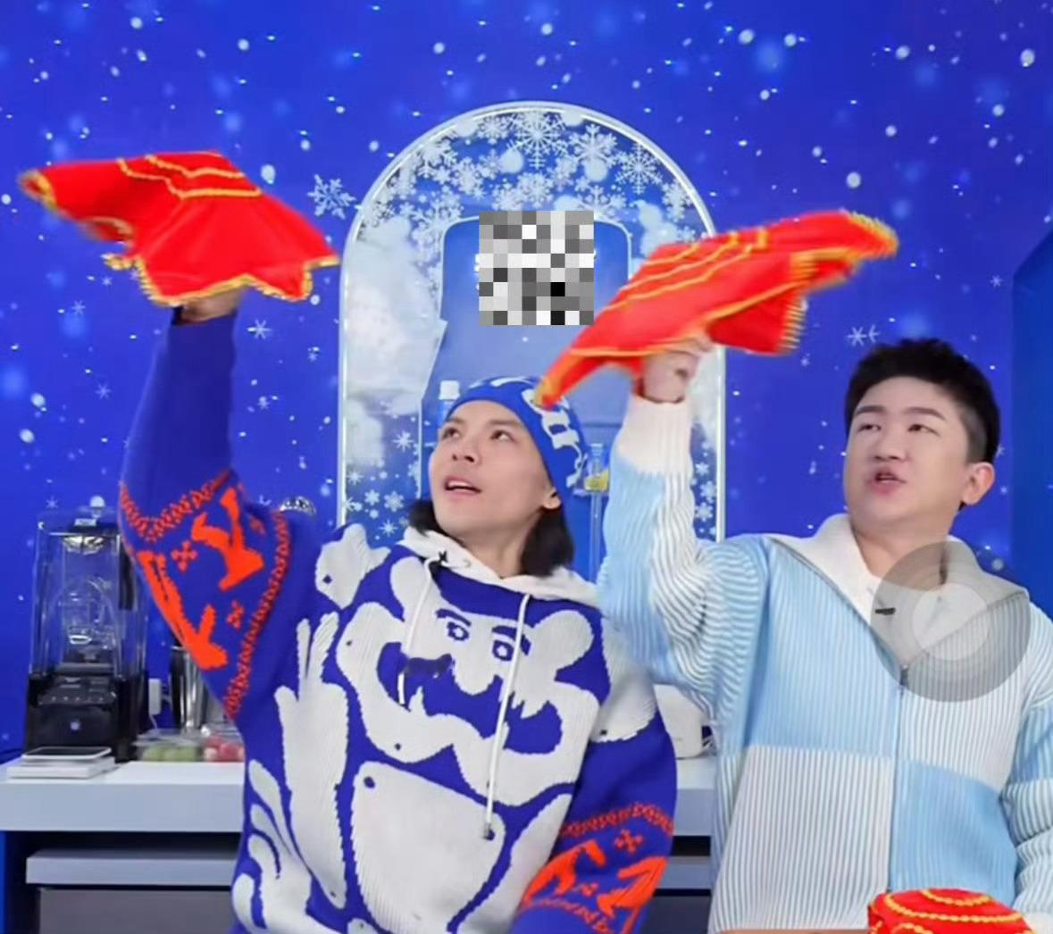 向佐对抽象的理解  无厘头再加点远离生活，但因为好笑又想靠近它，先天抽象圣体向佐