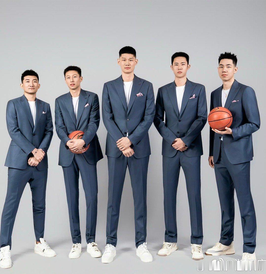 看看别人 像不像五爱街买的？ 