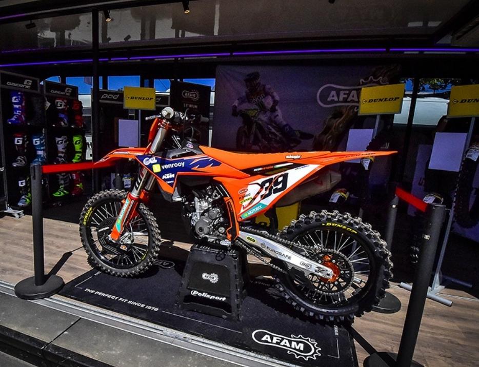 2026 MXGP的硬件制造商之争：七家厂商"军备竞赛"，谁才会是硬地之王？
M