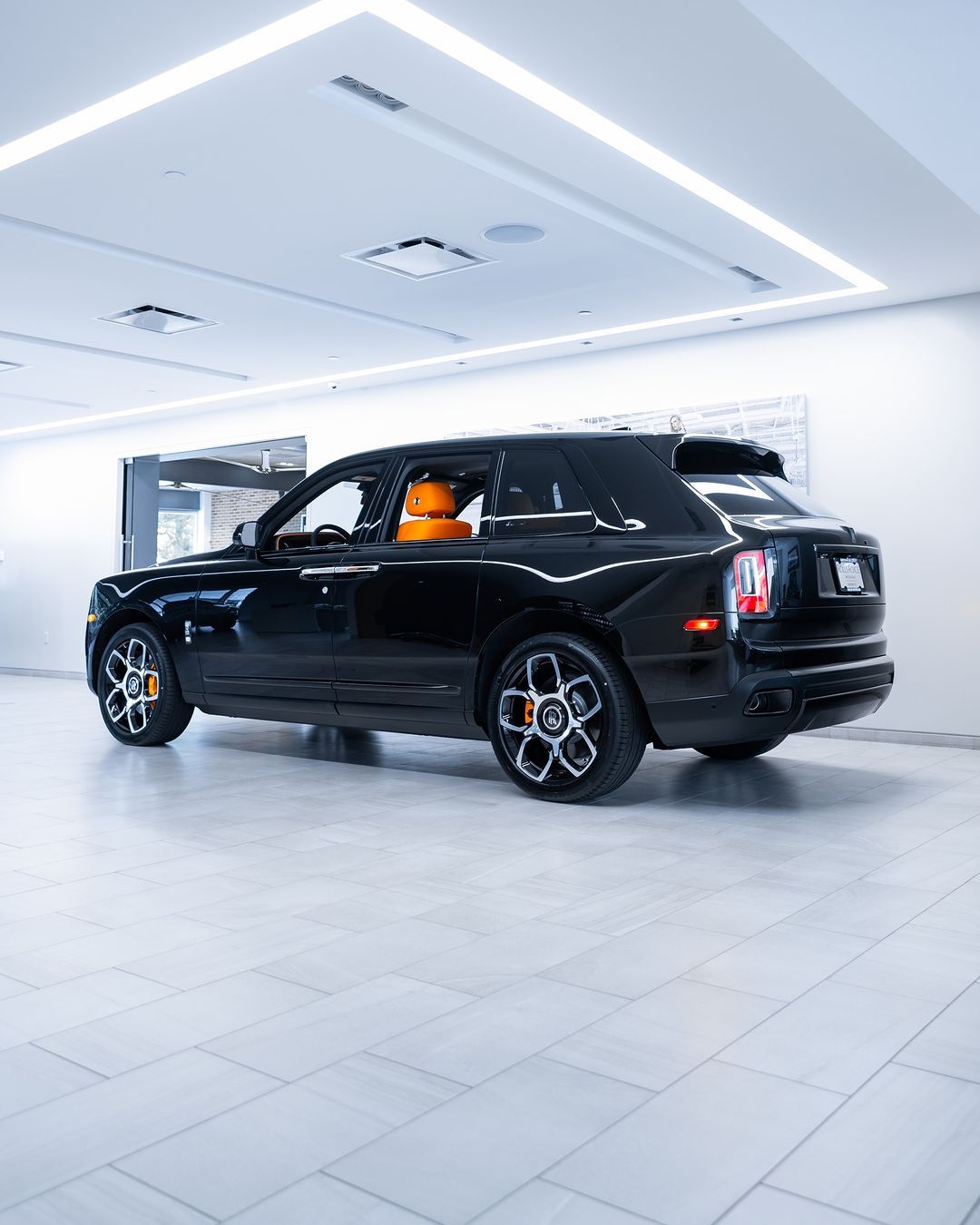 劳斯莱斯 Cullinan Black Badge ​​​