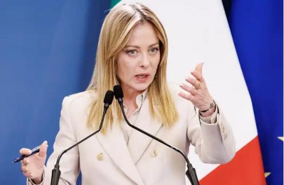 以色列这货是真的飘上天了，居然敢动联合国的车，关键是这车队还是欧洲大国意大利的！