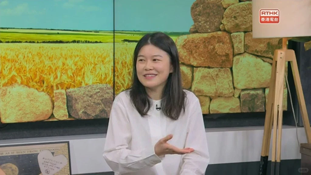 黄翠如三妹节目亮相！蓝带厨神曾上门给方力申做饭 	 42岁的黄翠如20...