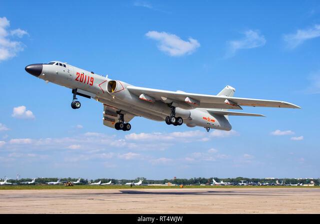 谈及中国空军的“六爷”，军迷们总是兴致勃勃，还会讨论英文26个字母ABCD还剩下