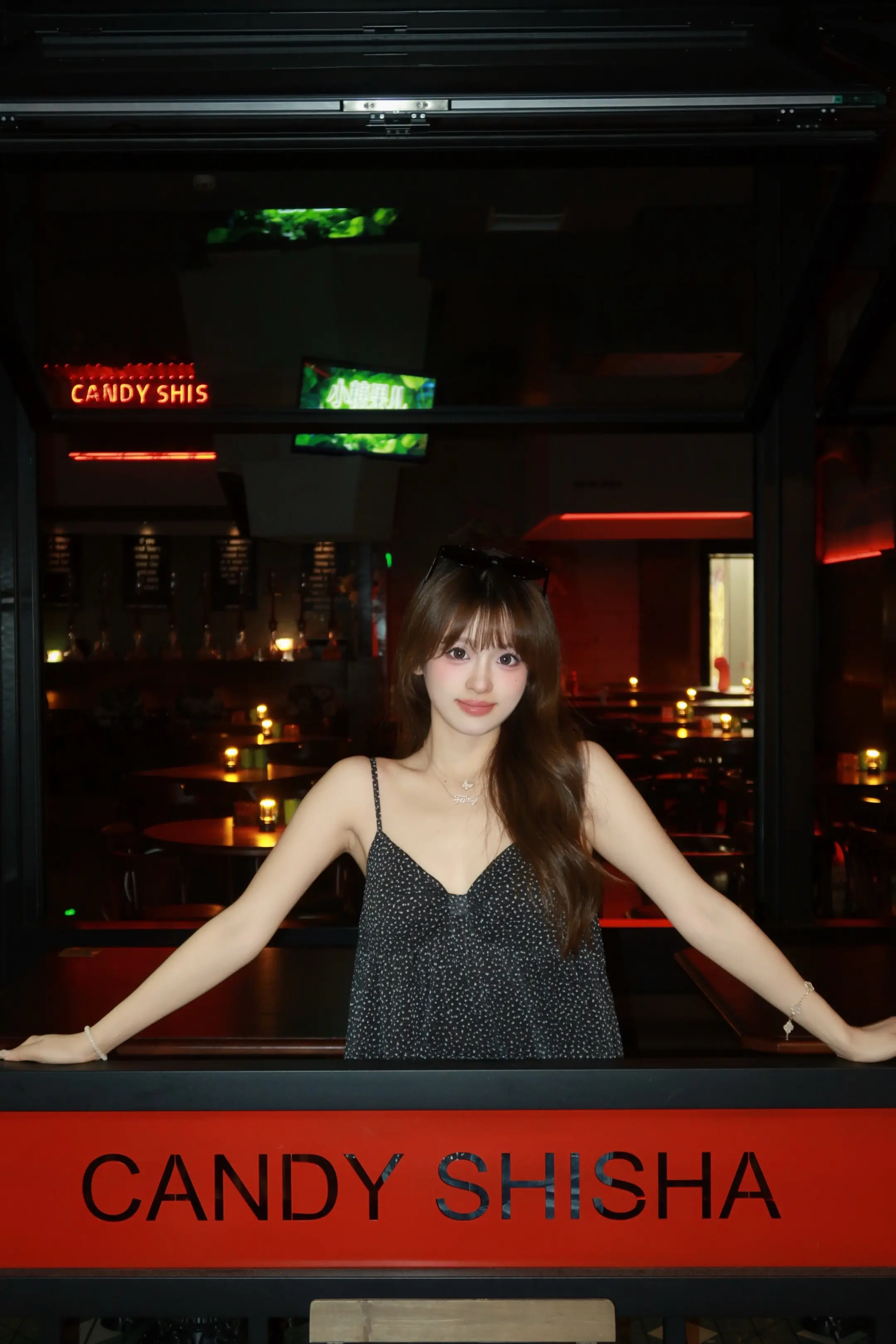 你不要整天发这些像离婚了一样的东西 要喝酒就发位置