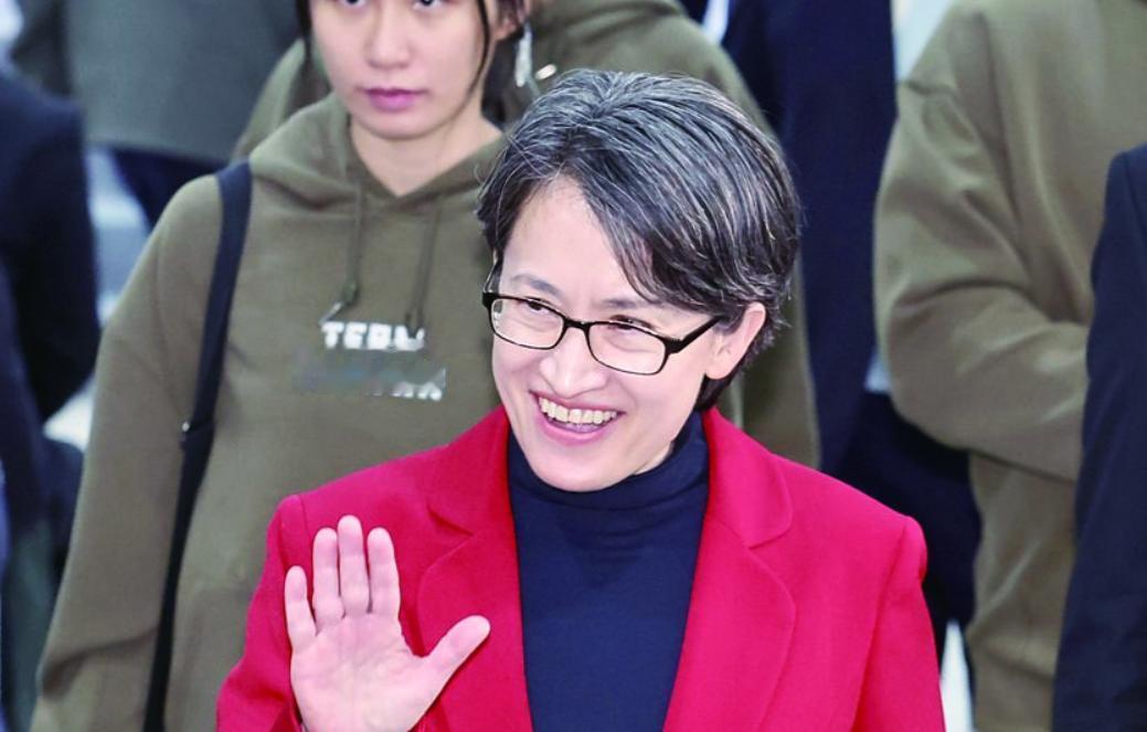 萧美琴替赖清德“代打”？
台媒报道，台湾地区副领导人萧美琴预计将于本周六（6月6
