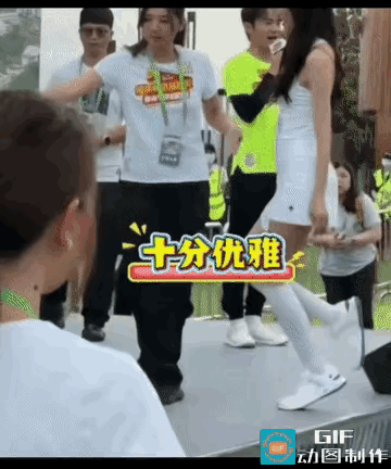 志玲姐姐的娃娃音我们学不会，她身上那股娇嗔感我们更学不会。在香港马拉松赛上，年过