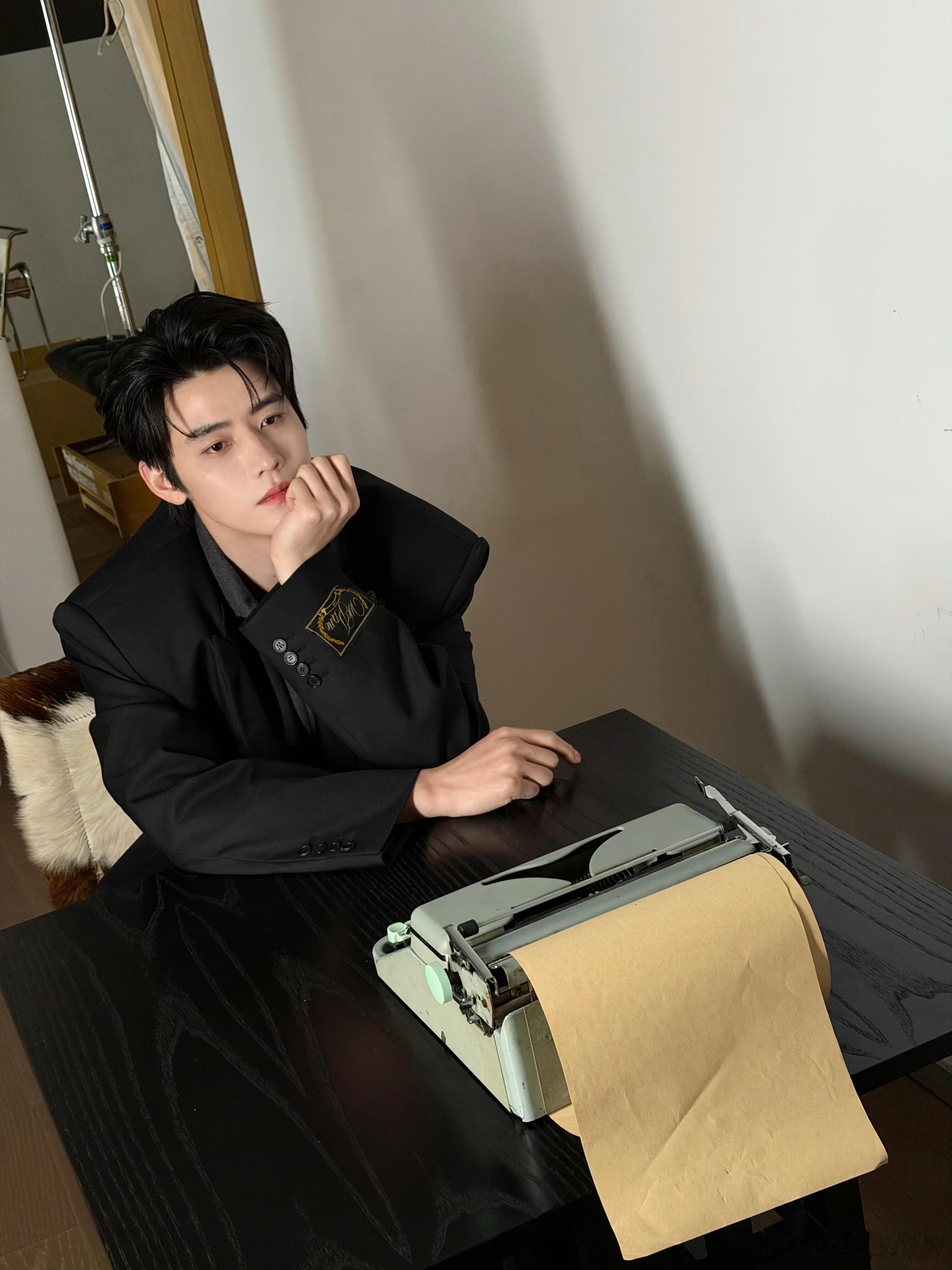 任豪叫田曦薇田田采访任豪和田曦薇合作的感受，任豪竟然叫田曦薇田田，还说樊长玉就是