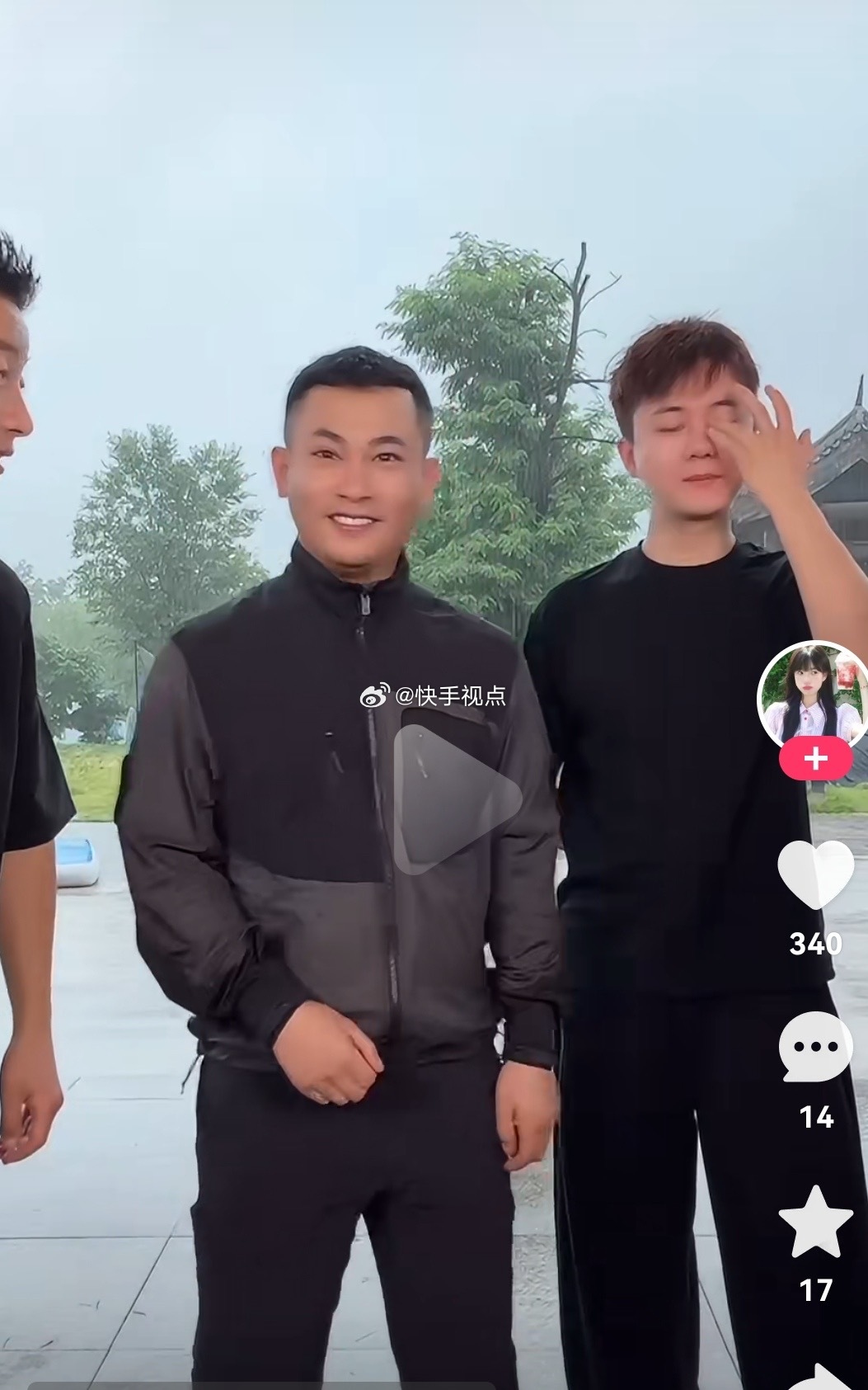 吴迪让小越和于燕出来豁拳头，小越的心情申明白统统，哈哈，这得有多厌弃胖燕子，一脸