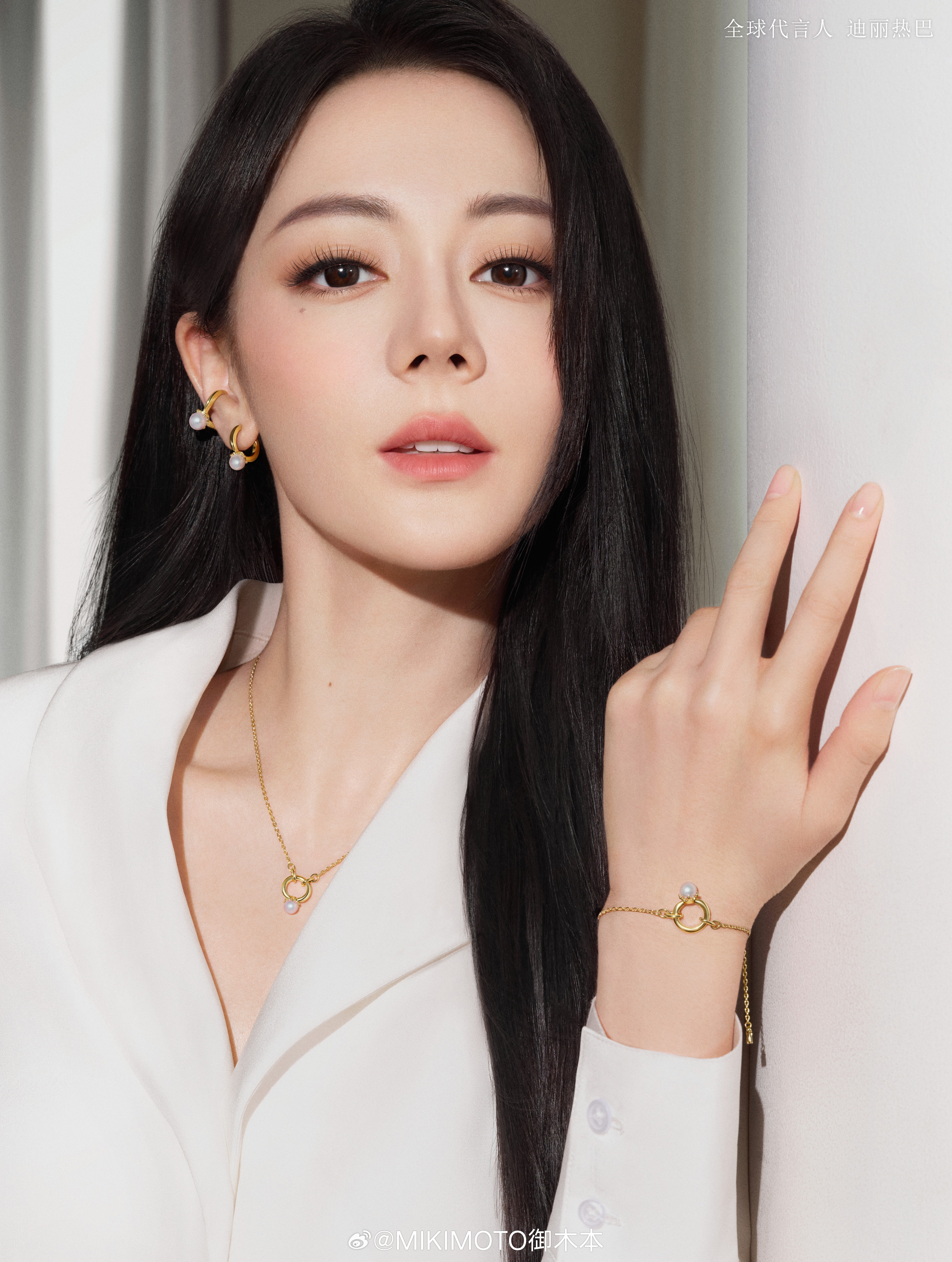 迪丽热巴MIKIMOTO御木本全新大片好高级美得太权威了😎 