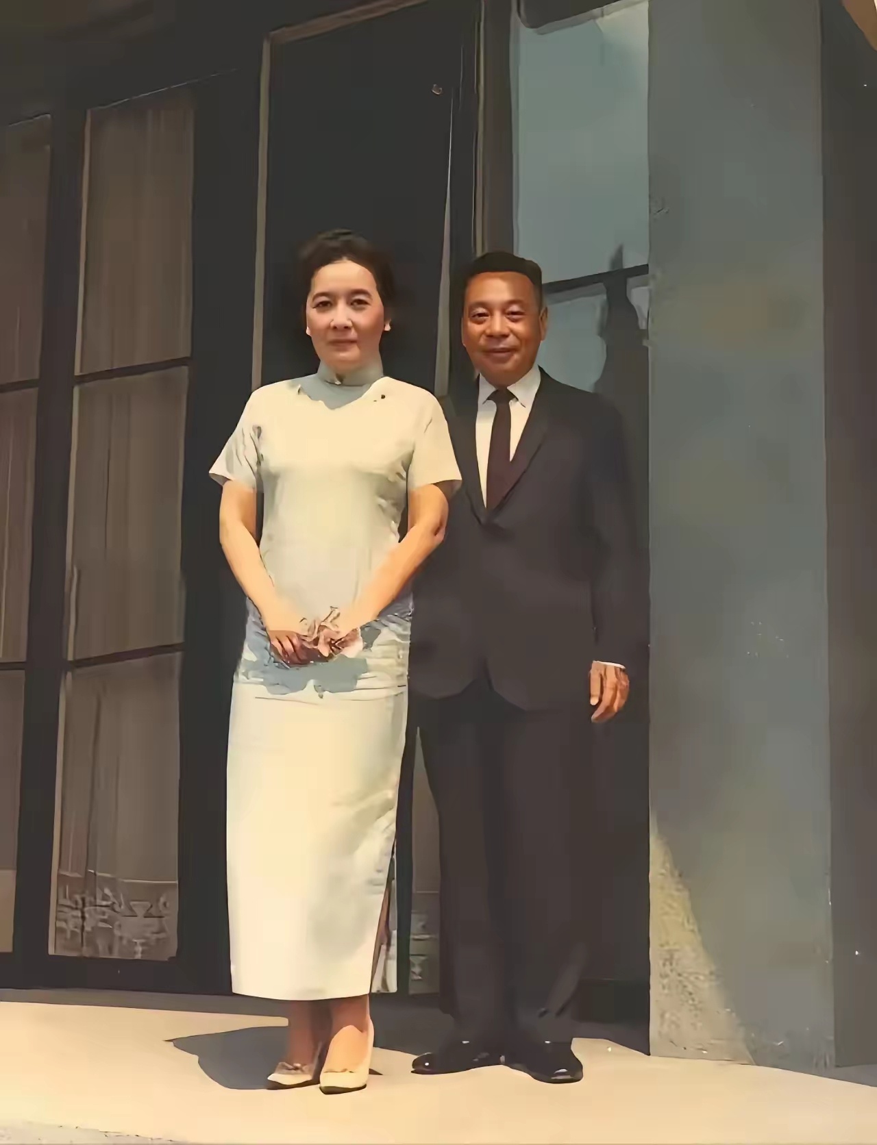 蒋经国的母亲，是蒋介石的原配毛福梅。1927年蒋介石与宋美龄结婚后，毛福梅一直在