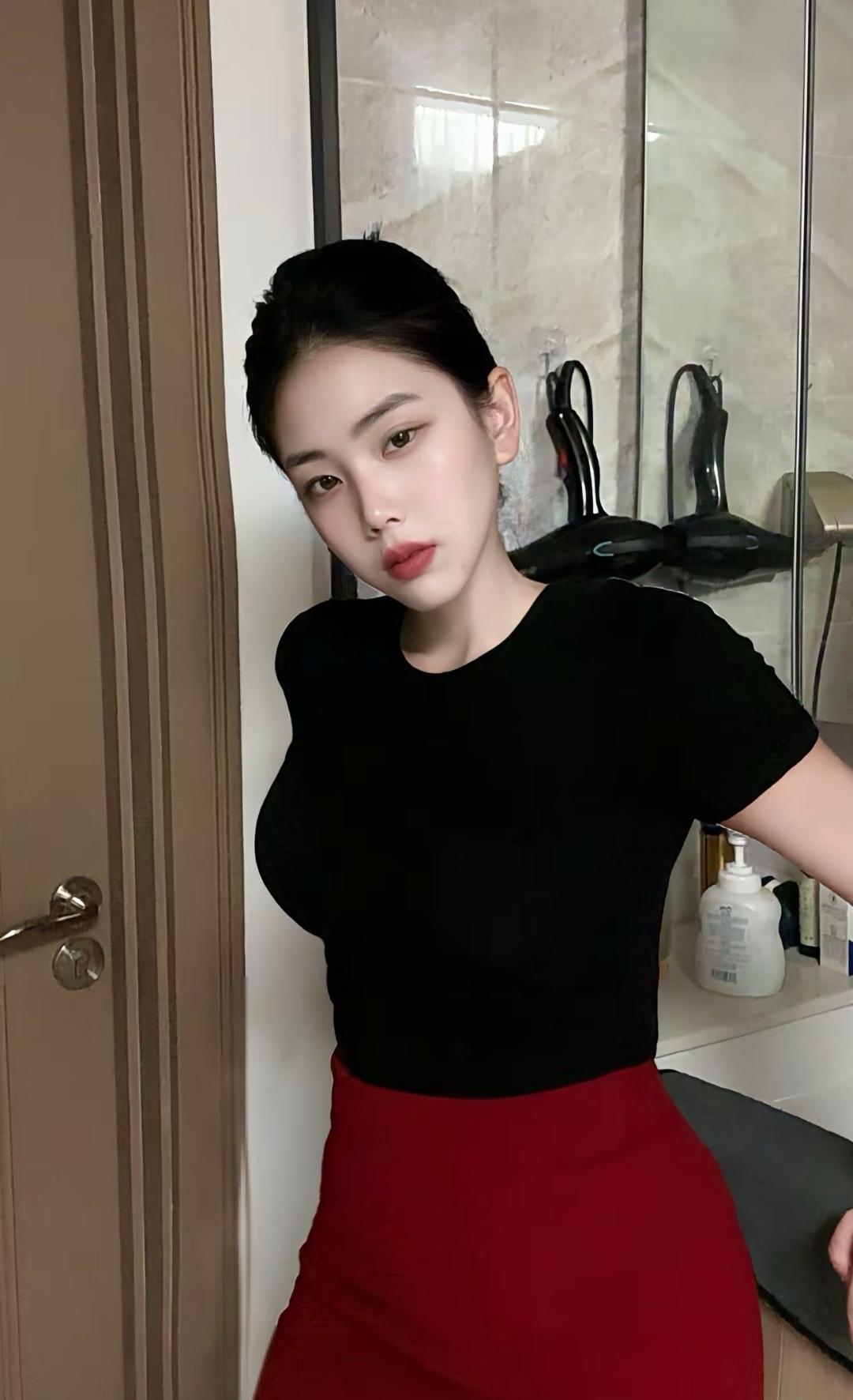 优雅自信穿搭分享自信