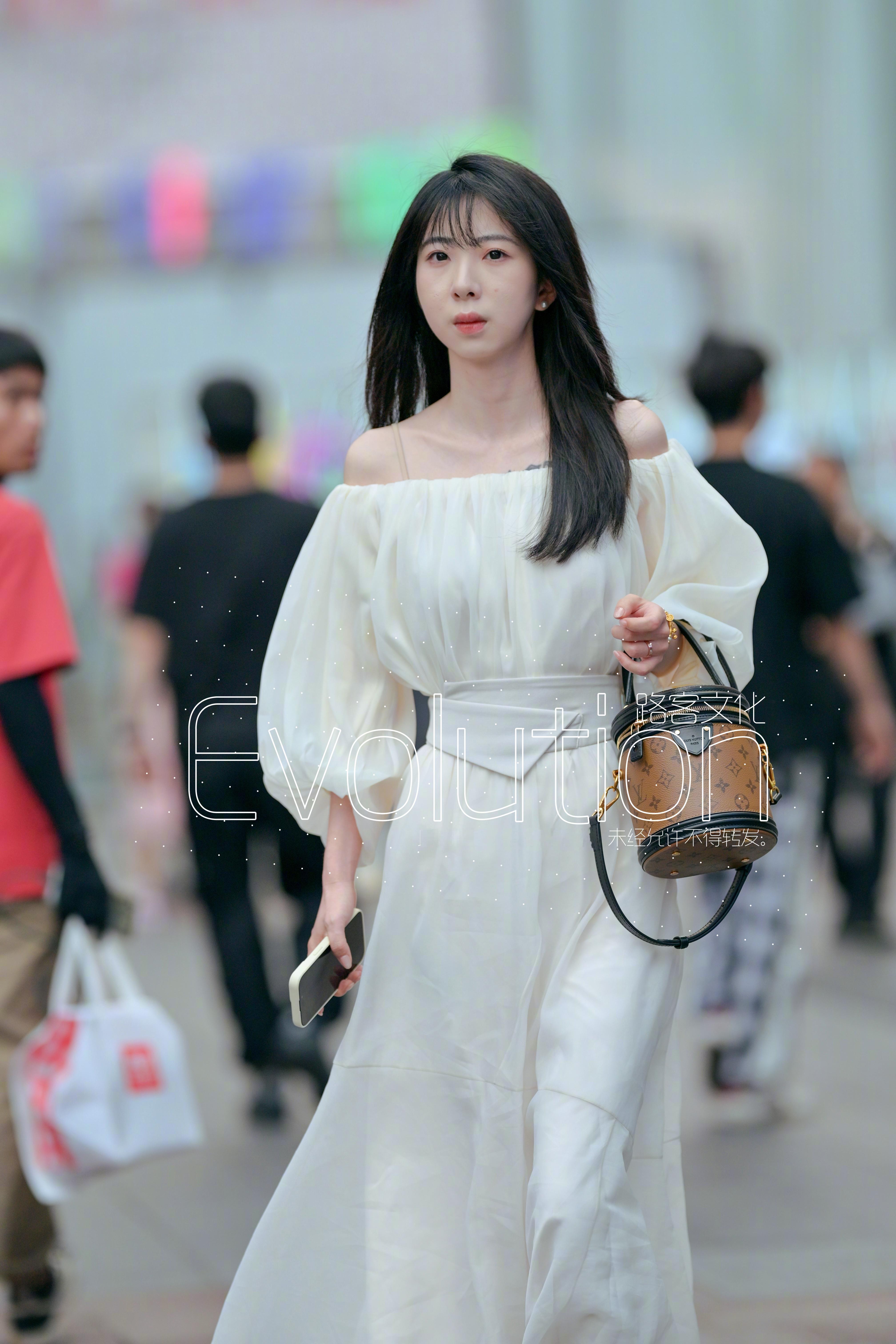 今天貌似心情不错 ​​​