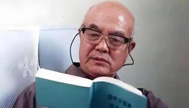 如果人生有所谓的“跨界”，那么这位硬核老爷子的跨界几乎是史诗级的。

张镰斧19