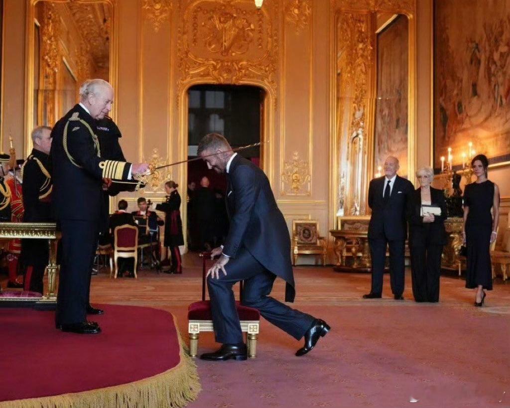 祝贺你！得偿所愿[心]Sir 桐话绿茵贝克汉姆 ​​​