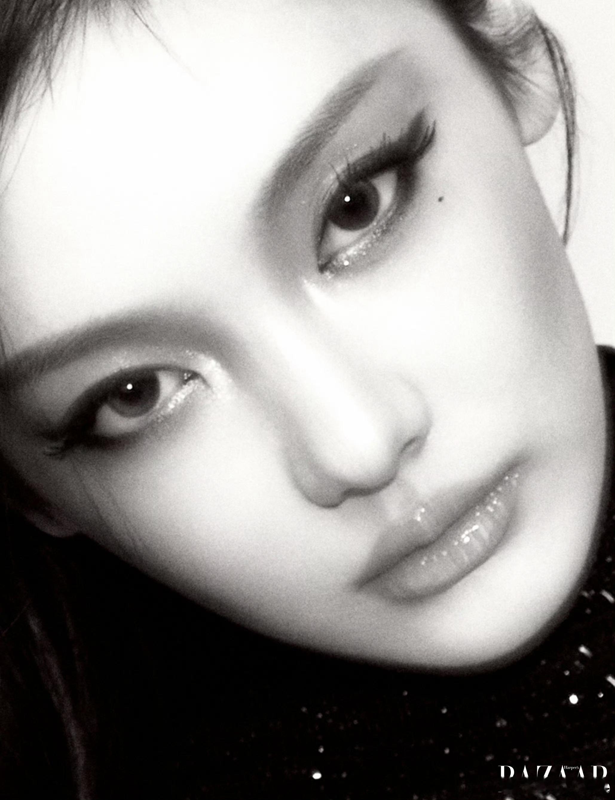 宁艺卓 × Harper's Bazaar China October 2026