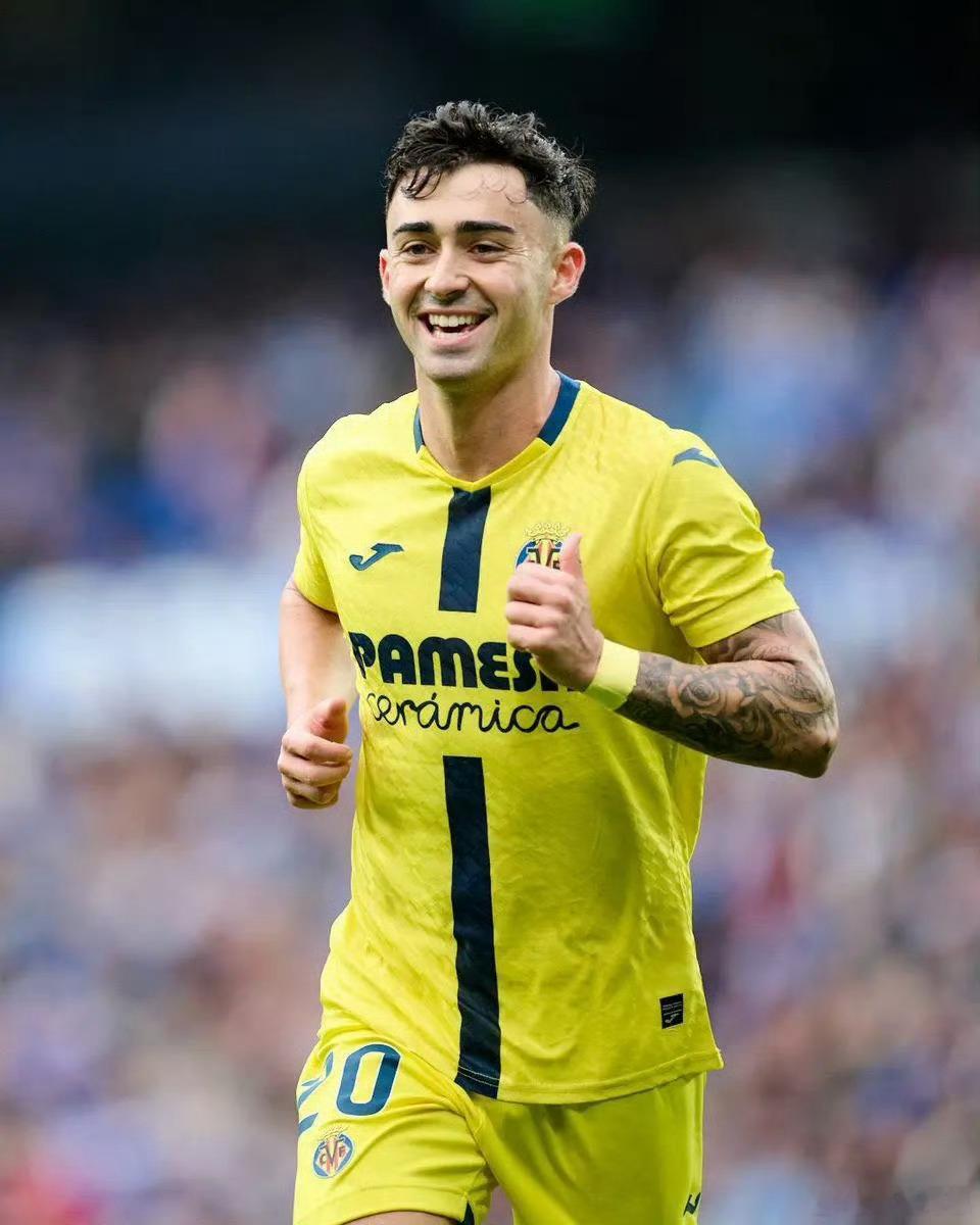 最新消息：阿森纳将比利亚雷亚尔新星阿尔贝托·莫莱罗列为球队的下一个引援目标。22