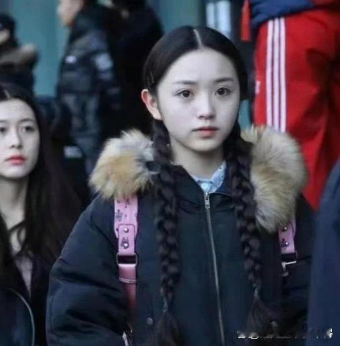 艺考那时的田曦薇，跟现在比大变样，红气确实养人 