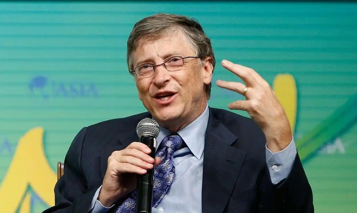 比尔盖茨回应爱泼斯坦案这就是爱泼斯坦“自杀”的好处了，死无对证，而且现在AI发达