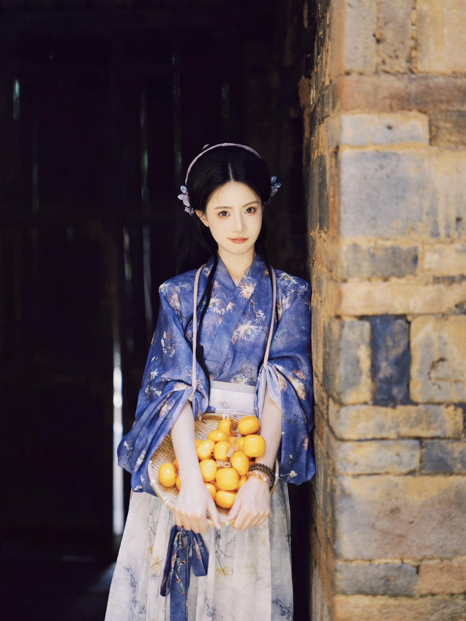 婺源篁岭村小晒娘。